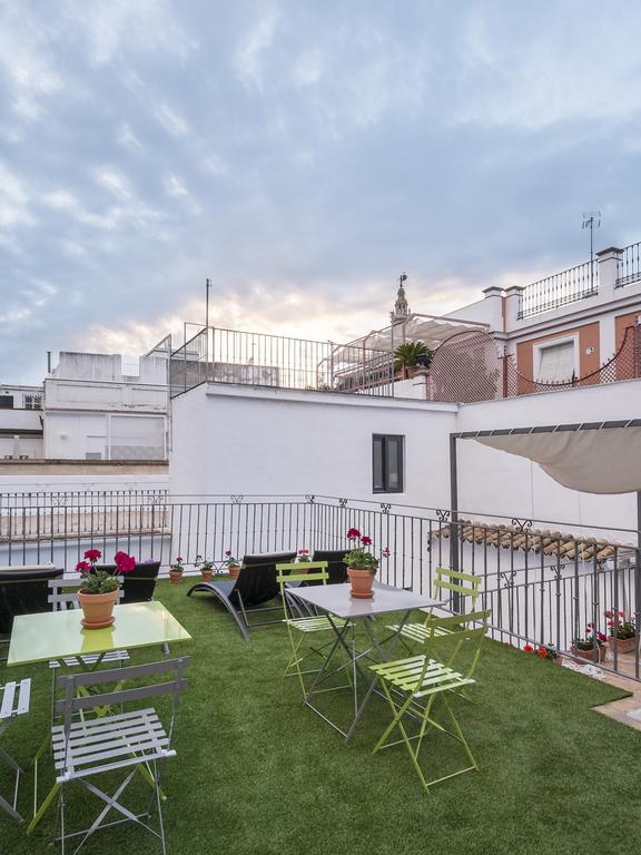 Selecta Apartments Los Venerables Севилья Экстерьер фото