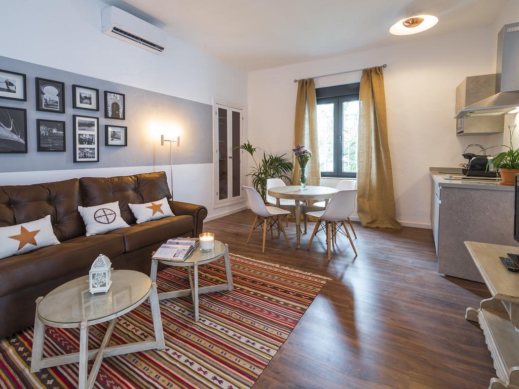 Selecta Apartments Los Venerables Севилья Экстерьер фото