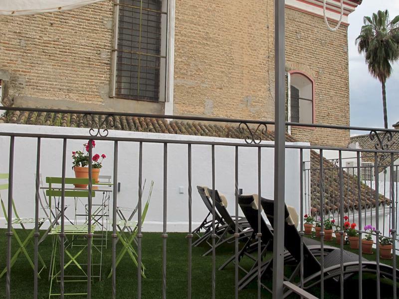 Selecta Apartments Los Venerables Севилья Экстерьер фото